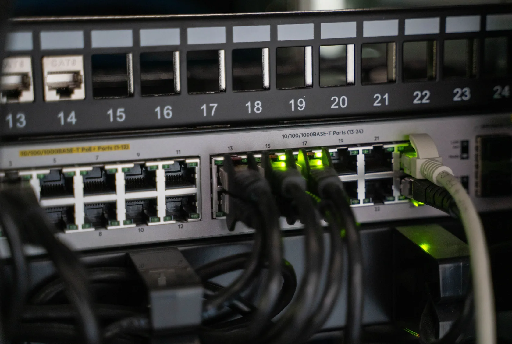 Network switch and patch cabling in a tidy server cabinet